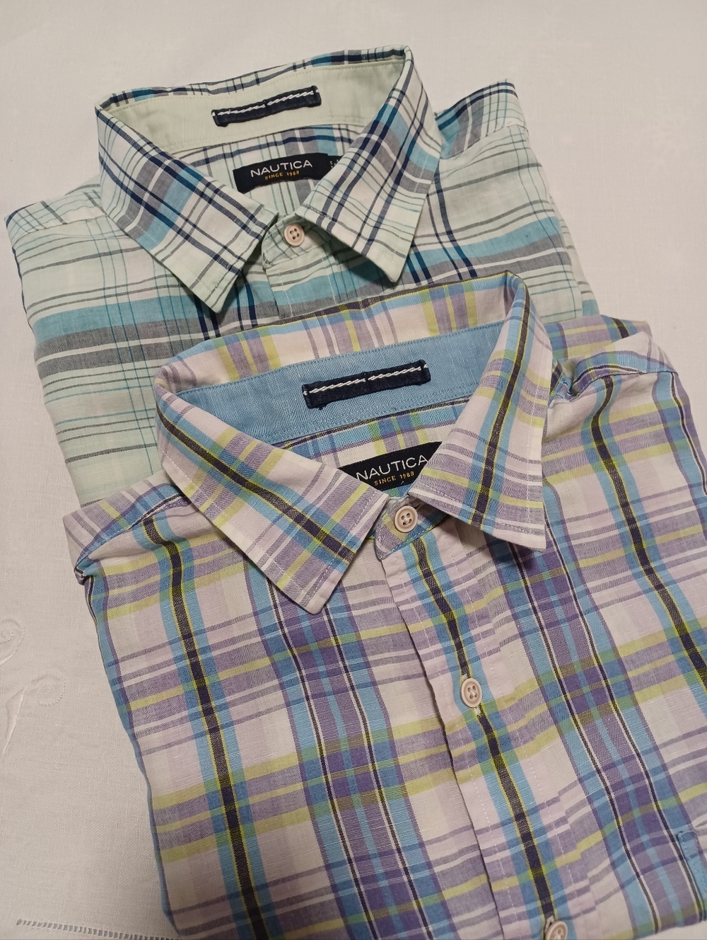 Bundle Of 2 Nautica Men's Short Sleeve Shirts- Size L
